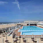 Pool & Sea Oporto