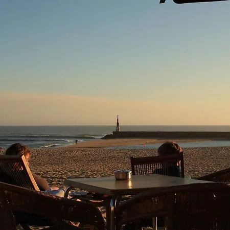 Pool & Sea Oporto إسبِنو