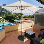 Pool & Sea Oporto 홈스테이 *