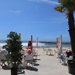 홈스테이 Pool & Sea Oporto *