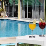 홈스테이 Pool & Sea Oporto *