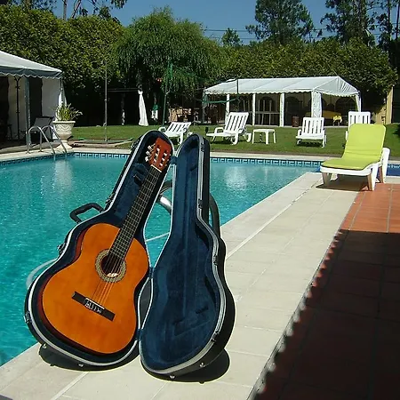 Pool & Sea Oporto 홈스테이