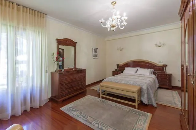 Pool & Sea Oporto 에스피뇨