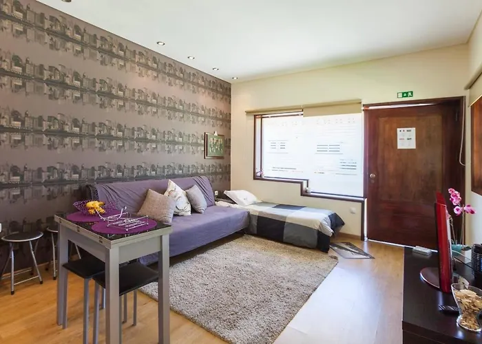 Pool & Sea Oporto 에스피뇨