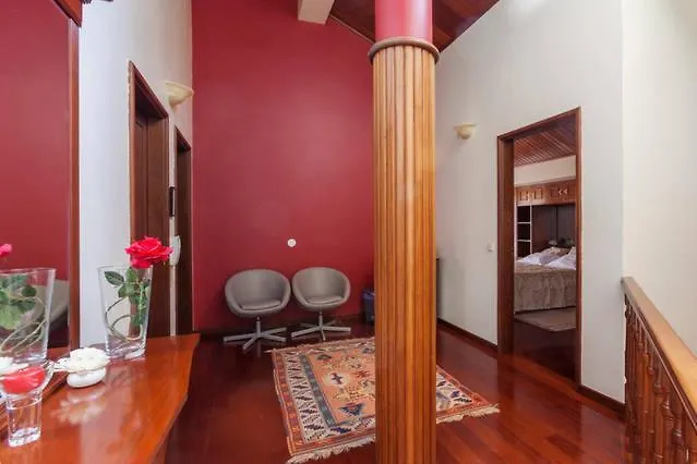 홈스테이 Pool & Sea Oporto 에스피뇨