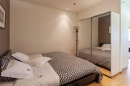 홈스테이 Pool & Sea Oporto