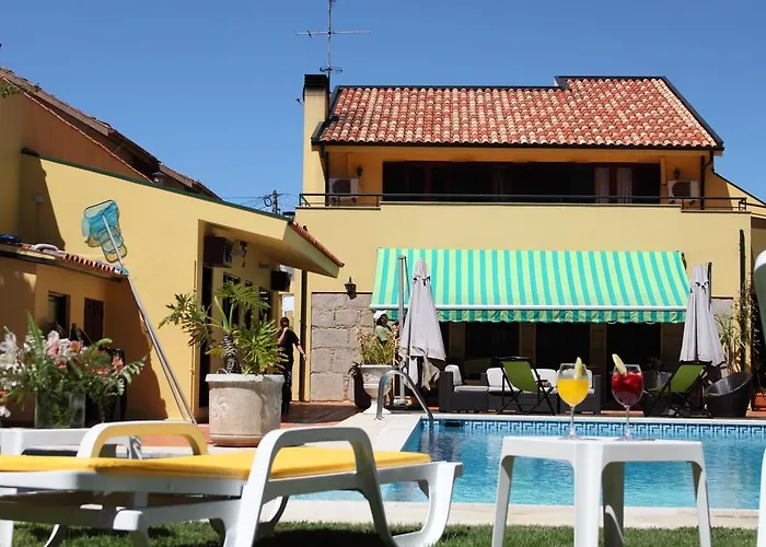 Pool & Sea Oporto 홈스테이 에스피뇨