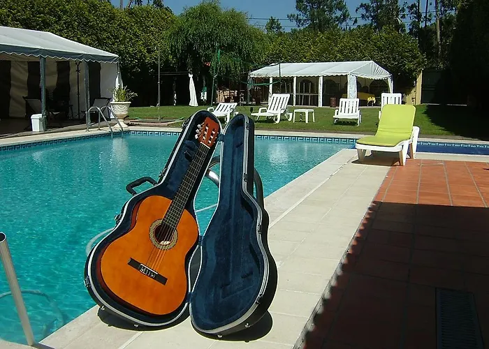 Pool & Sea Oporto 홈스테이