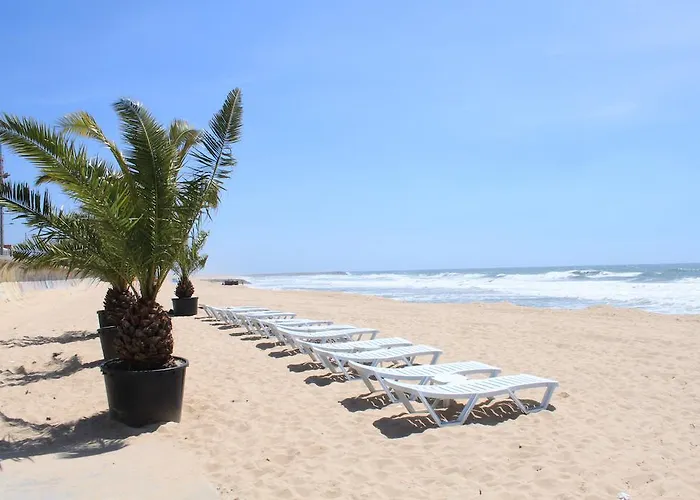 Pool & Sea Oporto 에스피뇨