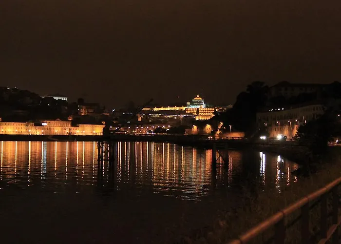 홈스테이 Pool & Sea Oporto 에스피뇨